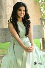 Anupama Parameswaran Interview about Vunnadhi Okate Zindagi Movie